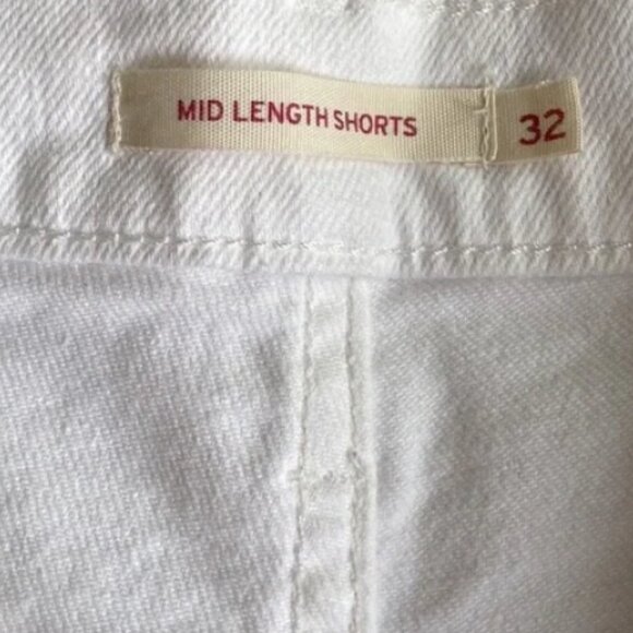 Levi's Distressed Mid Length White Jean Shorts size 32 - Picture 2 of 5